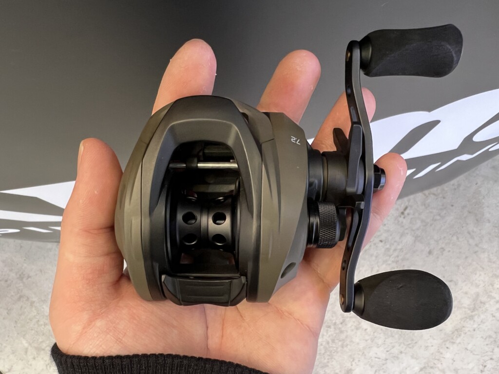 新品　オクマ　セイマーodt 100ha ベイトフィネススプール付き オクマ セイマーODT ODT-100HA (ベイトリール 右ハンドル